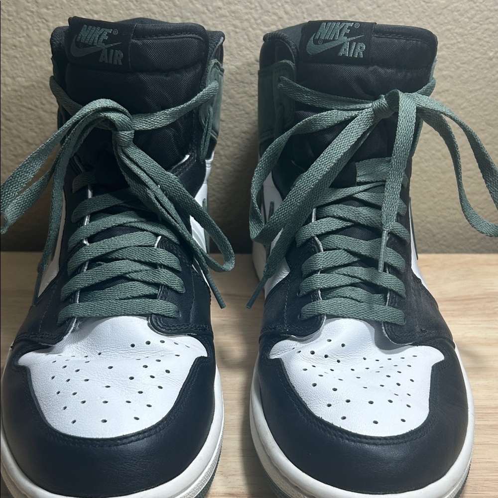 Nike Air Jordan 1 Retro High OG Clay Green           “Best Hand in the Game “